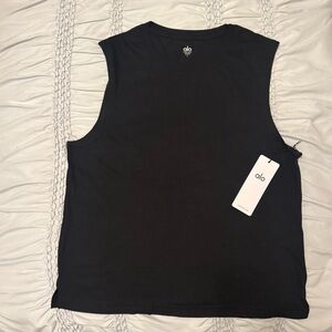 NWT ALO yoga mens tank